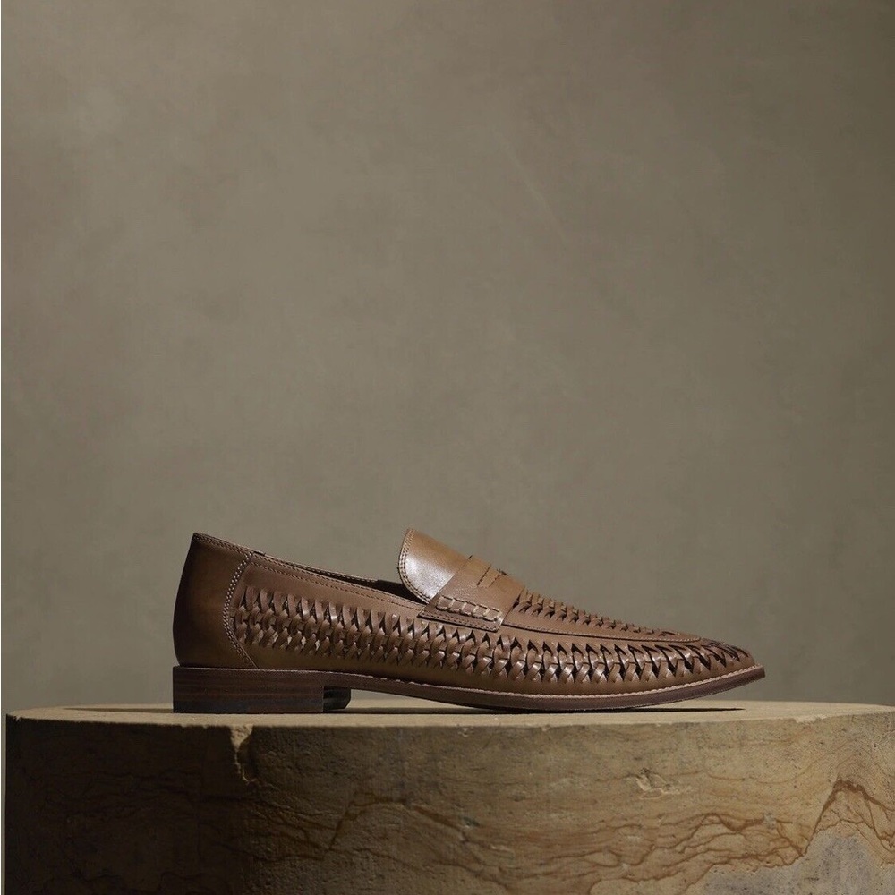 Sebastian penny loafers cognac size 11 men’s banana republic